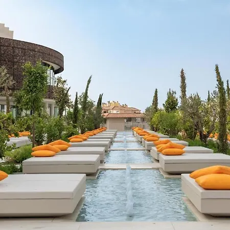 ホテル Higueron West Luxury Apartment, Ocean View, Next To Marbella