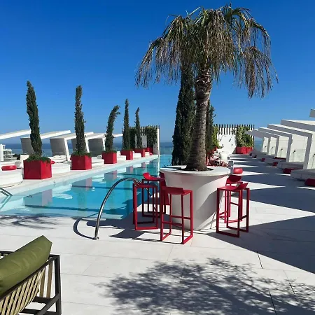 Higueron West Luxury Apartment, Ocean View, Next To Marbella ホテル フエンヒロラ