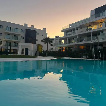 Отель Higueron West Luxury Apartment, Ocean View, Next To Marbella *