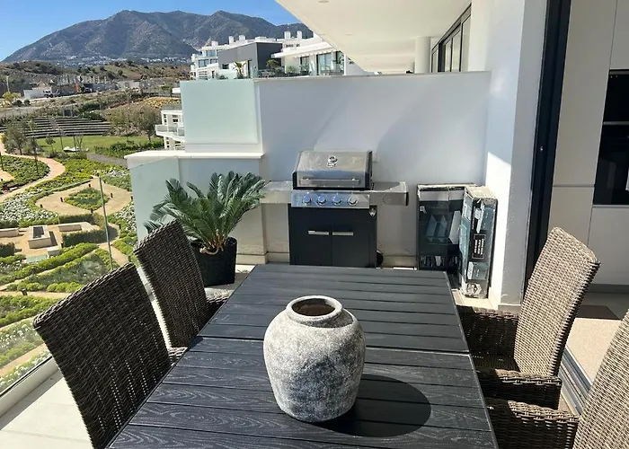 Higueron West Luxury Apartment, Ocean View, Next To Marbella * Fuengirola