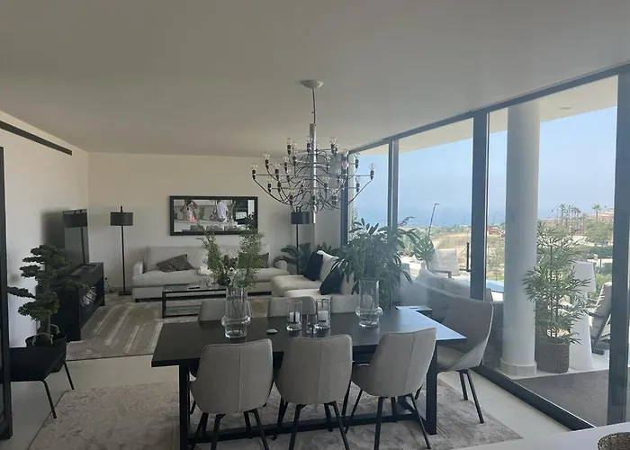 Higueron West Luxury Apartment, Ocean View, Next To Marbella