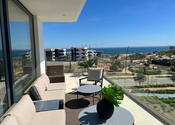 Higueron West Luxury Apartment, Ocean View, Next To Marbella