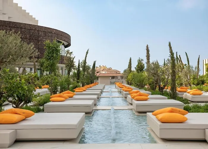 Отель Higueron West Luxury Apartment, Ocean View, Next To Marbella