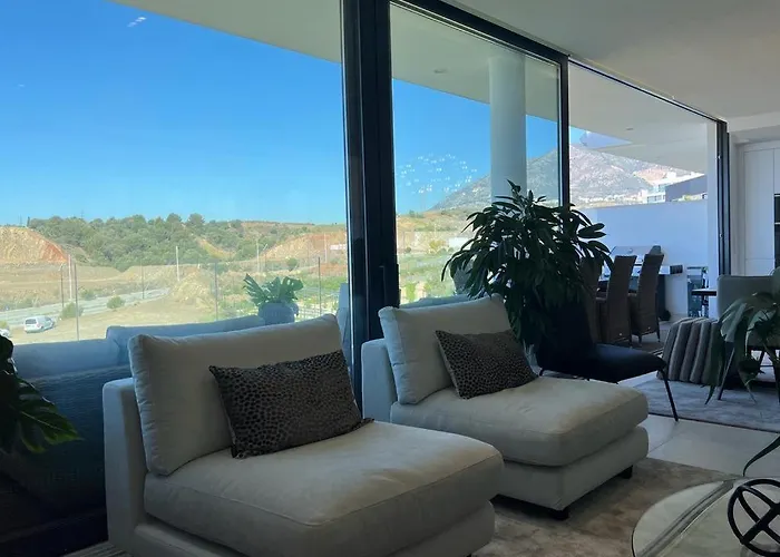 Higueron West Luxury Apartment, Ocean View, Next To Marbella Отель Фуэнхирола